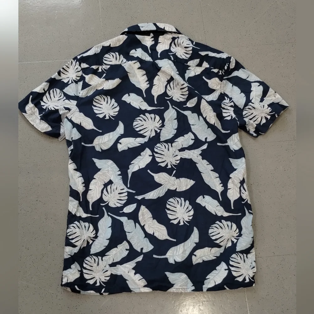 SONOMA Leaf Print Vacation Shirt Blue & White Hawaii Casual Shirts Boy button up - Picture 4 of 11